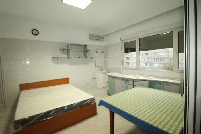 Balcescu, Universitate, inchiriere apartament 4 camere,